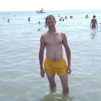  ,   Nikola, 40 ,   ,   