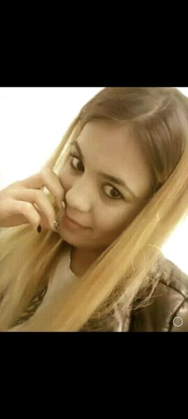 Dziwnow,   Maya, 25 ,   ,   