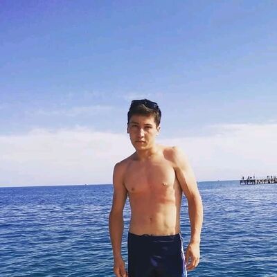  ,   Akoto, 28 ,   ,   , c 