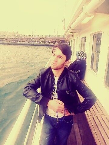  ,   Enri, 28 ,   