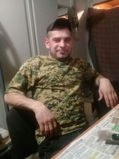  ,   Mansur, 42 ,   
