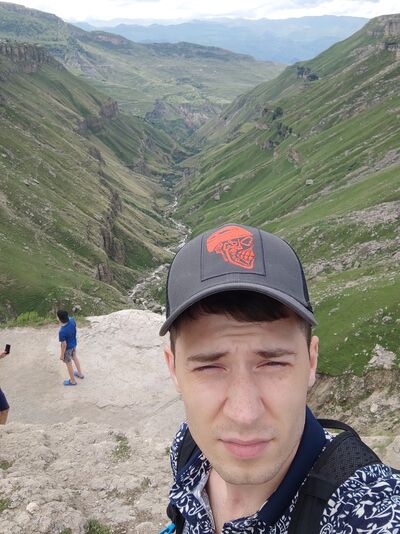  ,   Artem, 25 ,   ,   