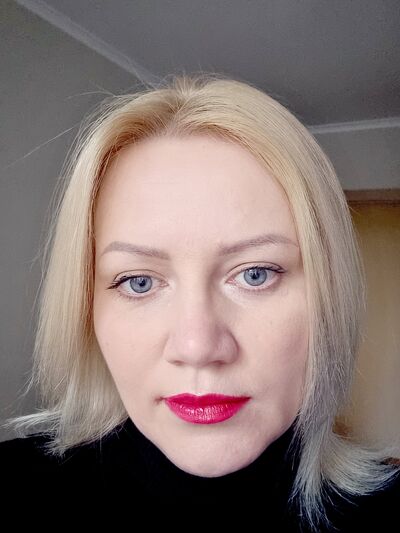  ,   Veronika, 46 ,   ,   
