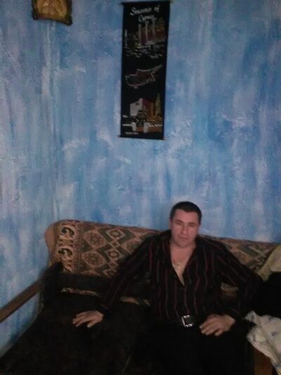  ,   Victor, 49 ,   ,   , c 