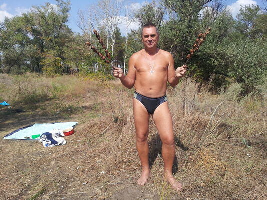  ,   AleXXX, 61 ,   