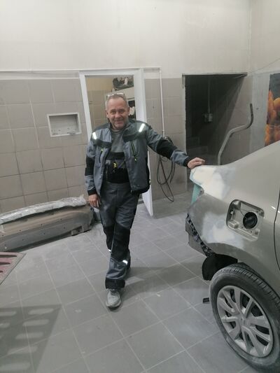  ,   Alex, 52 ,   ,   