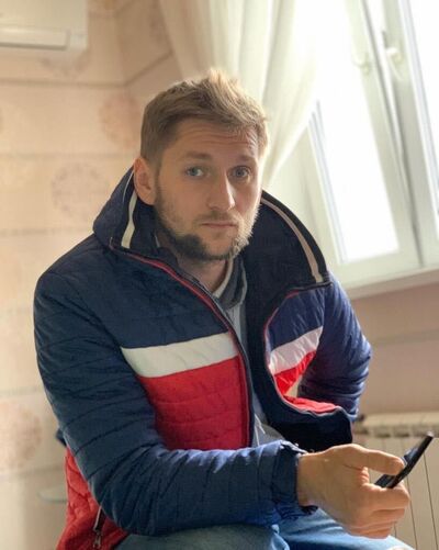  ,   Mikhail, 38 ,   ,   