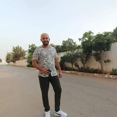  Algiers,   Mahi, 31 ,   ,   