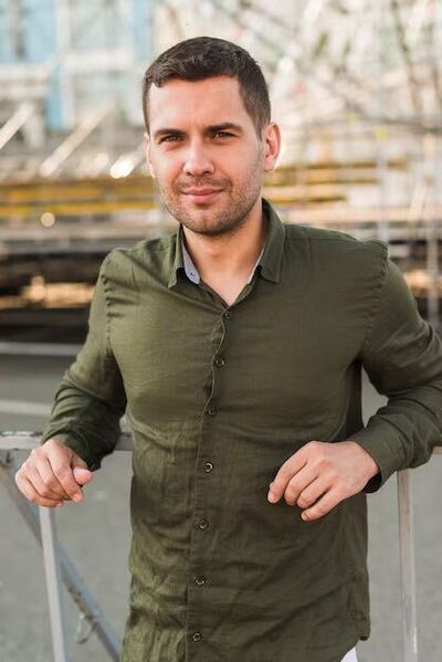  Palais-Bourbon,   , 35 ,   ,   