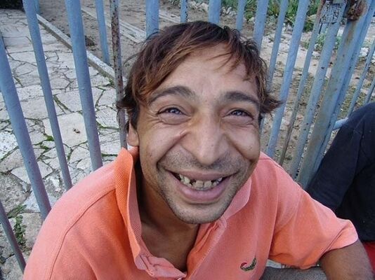  ,   Plutt, 45 ,  
