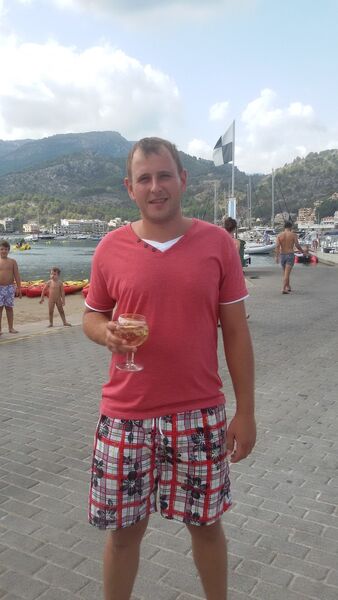  ,   Viktor, 35 ,   ,   , c , 