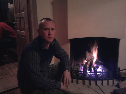 ,   Maks, 43 ,  