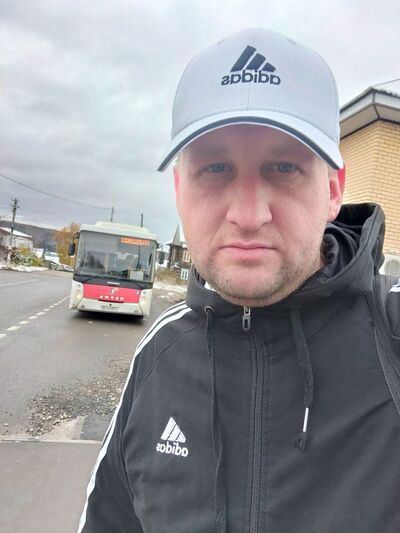  ,   Andrey, 37 ,   ,   