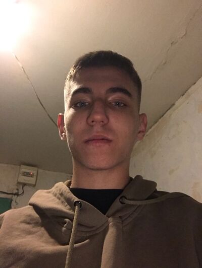  -,   Artemaleksee, 19 ,   ,   