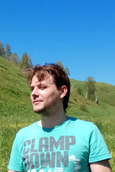  ,   YAnush, 39 ,   ,   , c 
