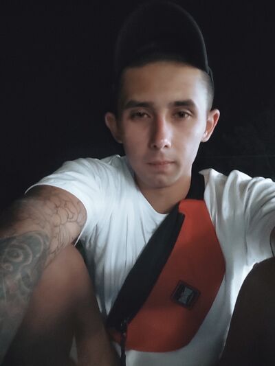  ,   Eduard, 29 ,   ,   