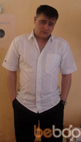  ,   Albert, 40 ,  