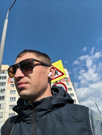  ,   Vladimir, 32 ,   ,   