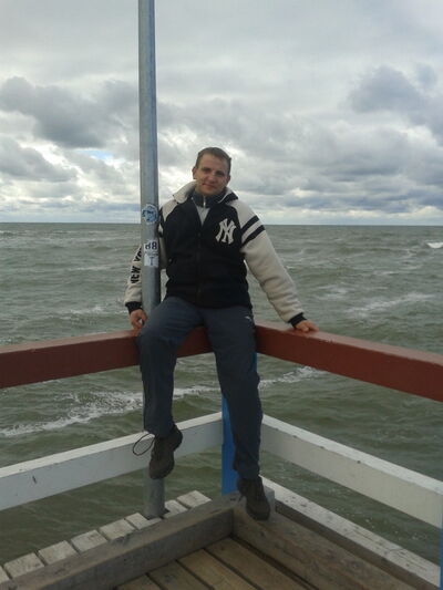  ,   Mondis, 48 ,   ,   , c , 