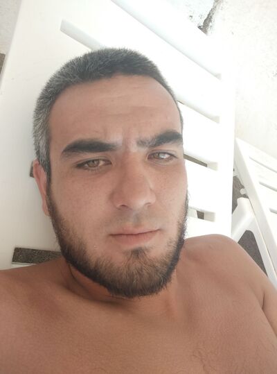  ,   Rustem, 32 ,   ,   , c , 