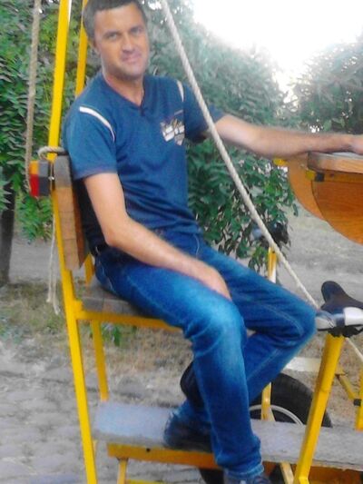  ,   Viktor, 51 ,   ,   , c 