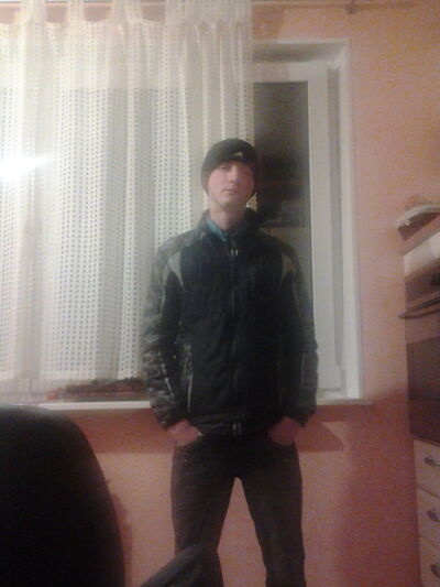  ,   Evgeniy, 33 ,   