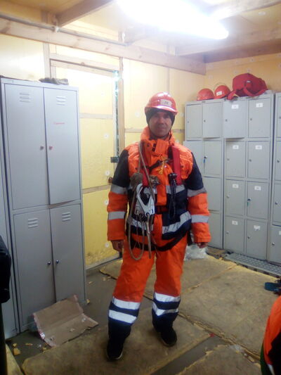  ,   Viktor, 55 ,   