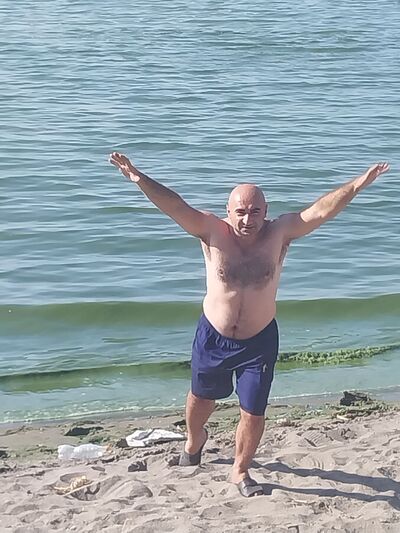  ,   Tigran, 43 ,   ,   