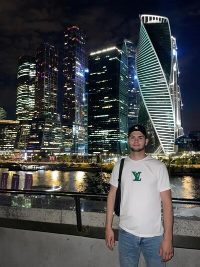  ,   Ruslan, 25 ,   ,   