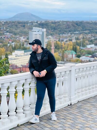  ,   Ali, 27 ,   ,   