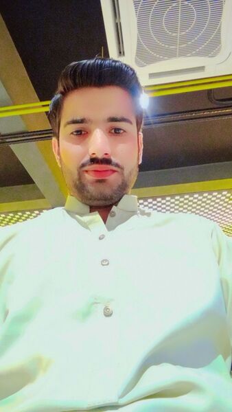  Loja,   Khan, 24 ,   ,   