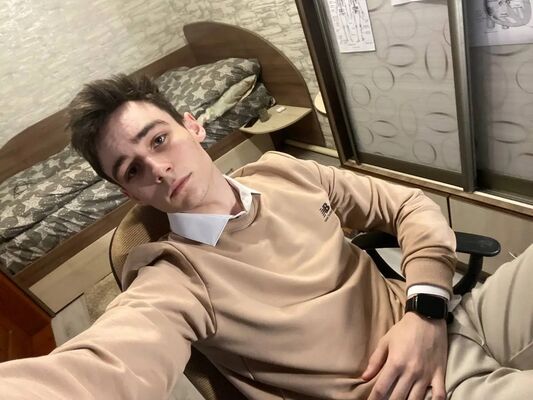  ,   Artyom, 20 ,   ,   