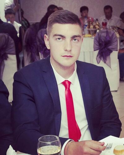  ,   Christian, 31 ,   ,   , c 