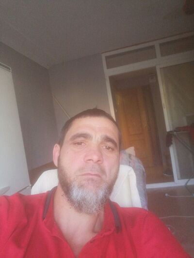  ,   Charli, 39 ,   ,   