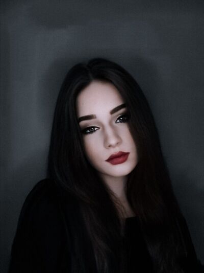  ,   Mila, 22 ,   ,   , 