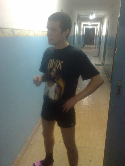  ,   Coldik, 33 ,   