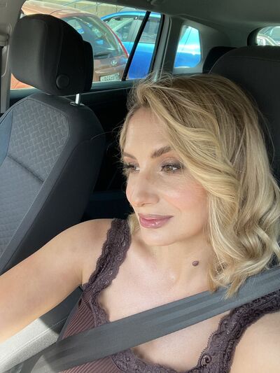  ,   Nika, 42 ,     , c 