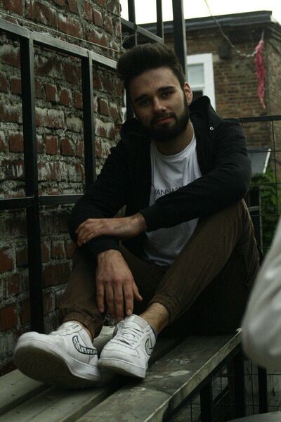  ,   , 24 ,   
