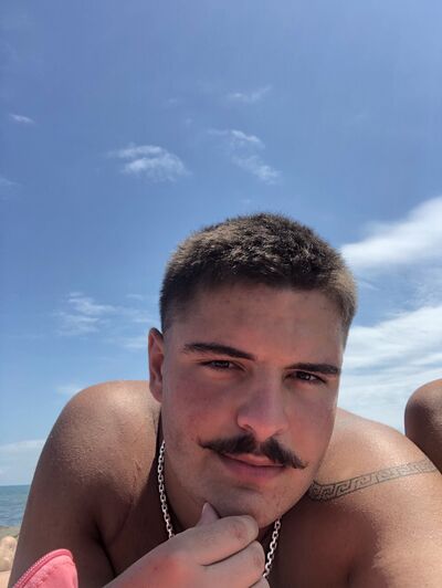  ,   Goga, 23 ,   ,   