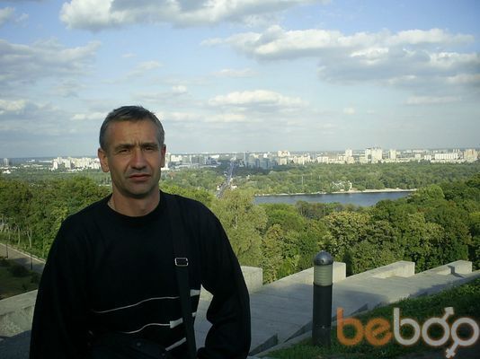  ,   Leonid, 60 ,  