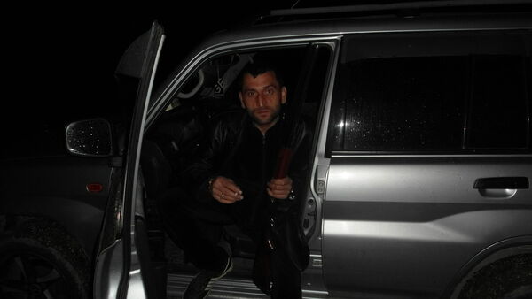  ,   Karlos, 40 ,     , c 