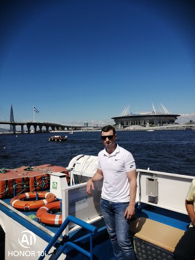  -,   Valentin, 30 ,   ,   , c 