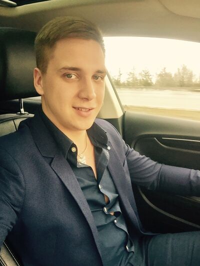  ,   Artur, 35 ,   