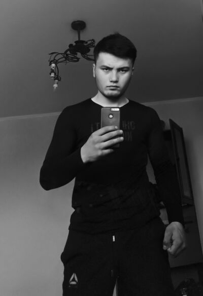  ,   Hojiakbar, 24 ,   ,   