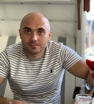  ,   Vadim, 44 ,   ,   