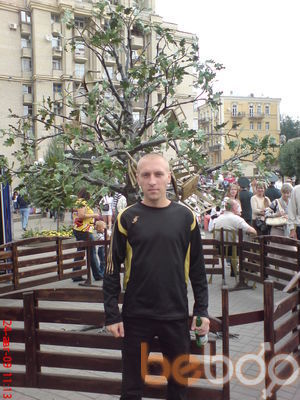  ,   Vadim, 40 ,   
