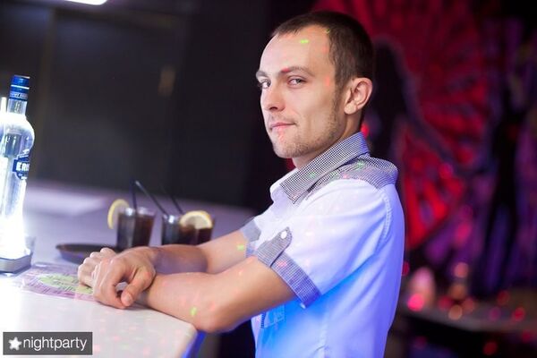  ,   Nikita, 37 ,   ,   , c 
