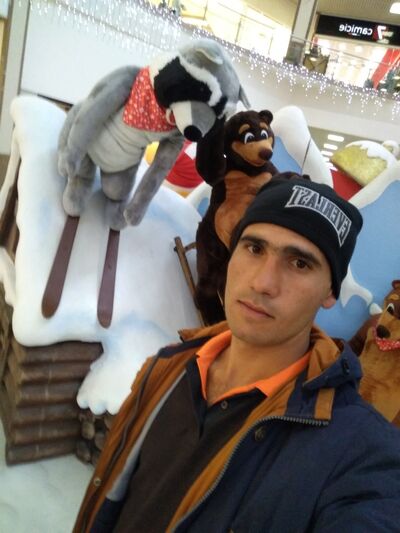  ,   Amir, 34 ,  