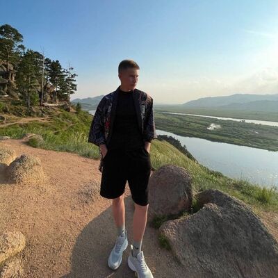  -,   Alexey, 22 ,     , c 