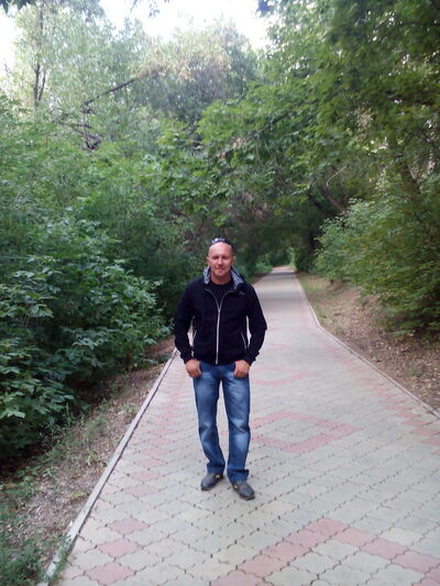  ,   Andrej, 53 ,   ,   , c 